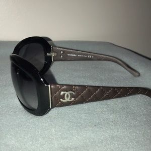 Authentic CHANEL 5116-Q Leather Quilted Sunglasses